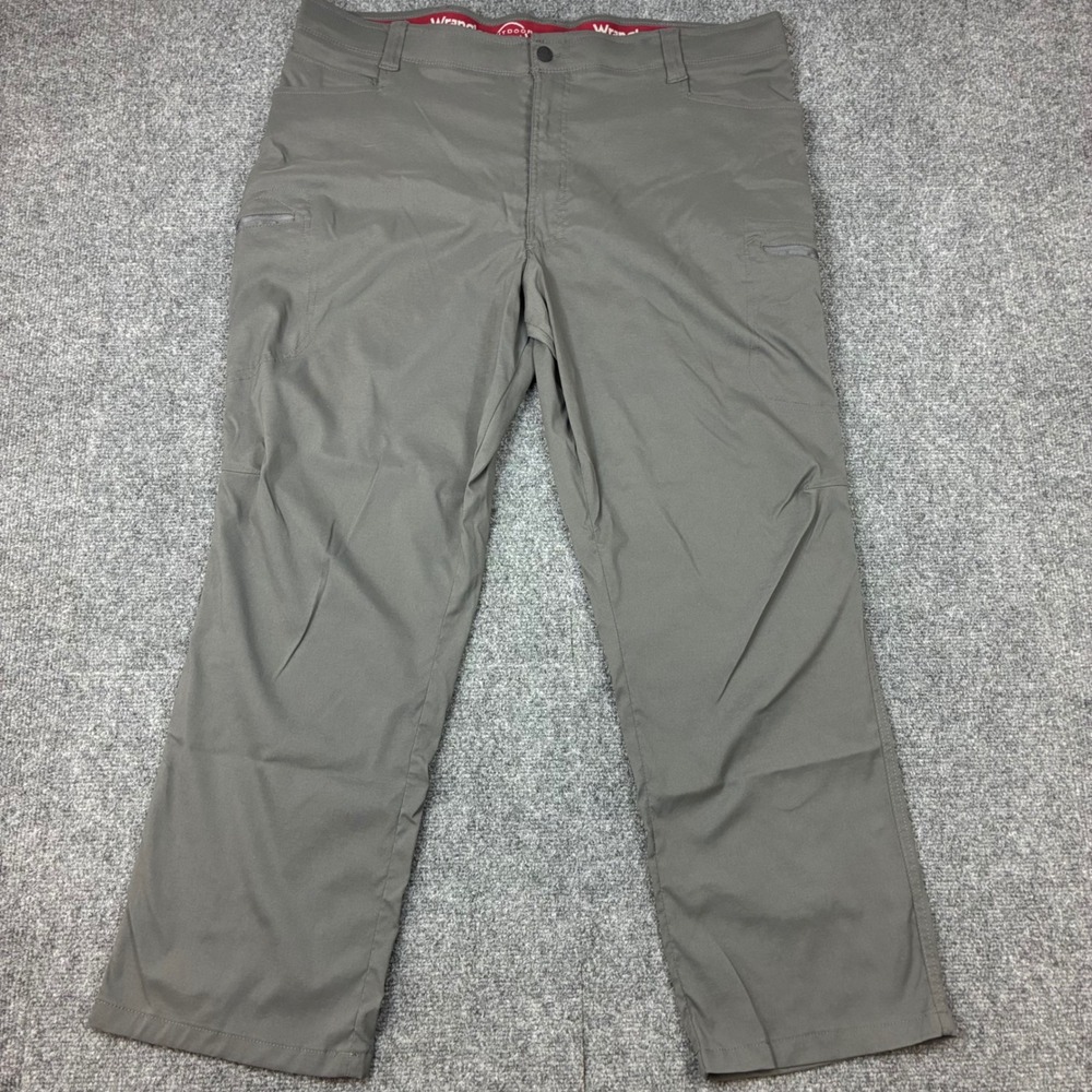 Wrangler Outdoor Mens Size 42x30 Gray Performance Cargo Pants Hiking Stretch